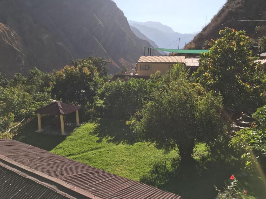 Gloria Hostel Tapay