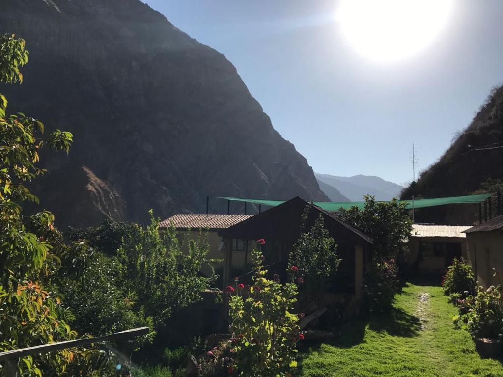 Gloria Hostel *
